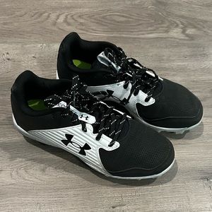 SOLD Under Armour football shoes for kids
